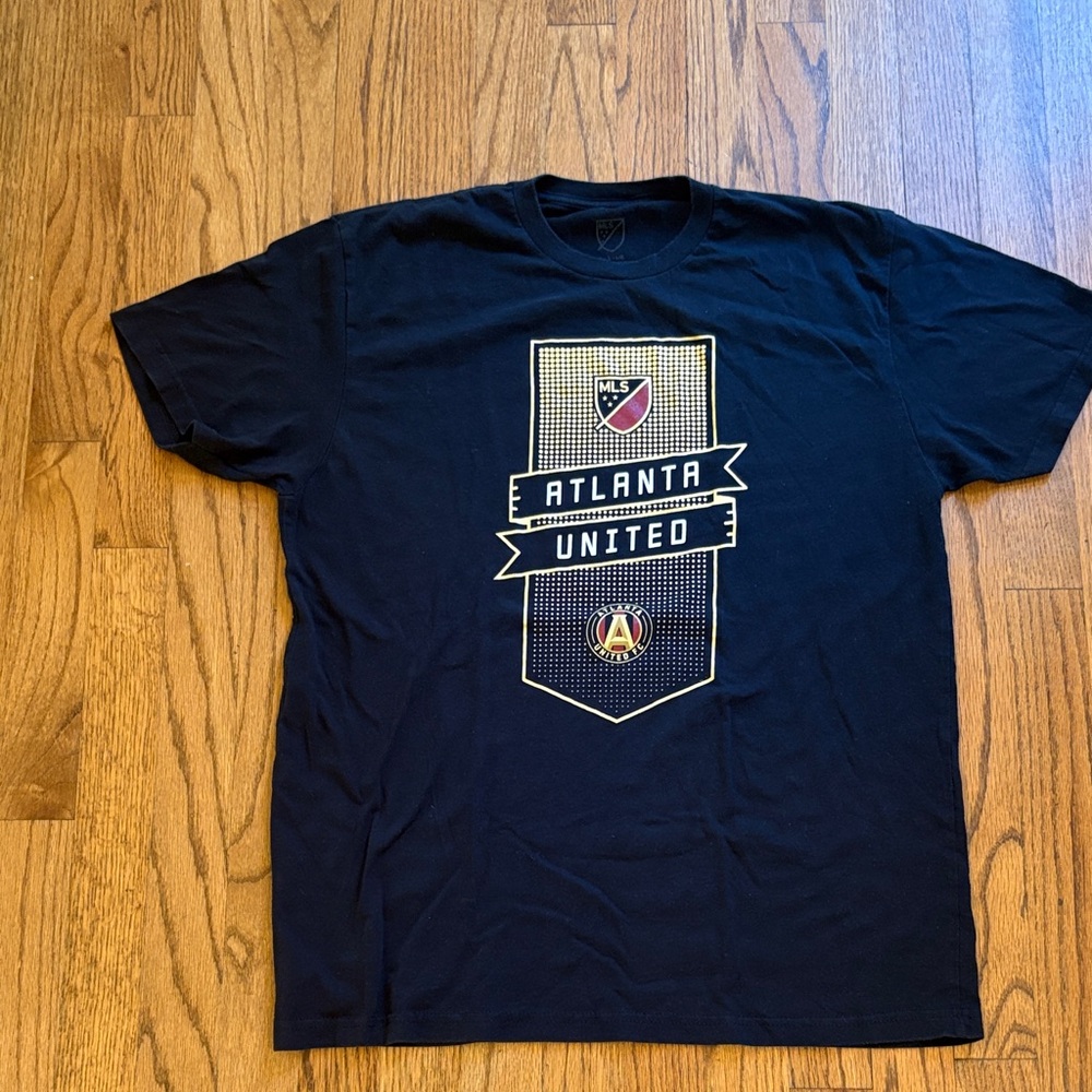 Atlanta United Black T-Shirt MLS soccer pro large